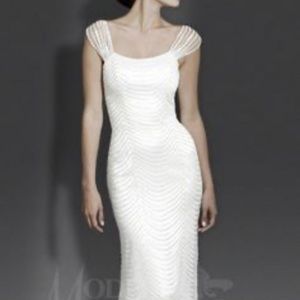 Never worn Modern Trousseau wedding dress